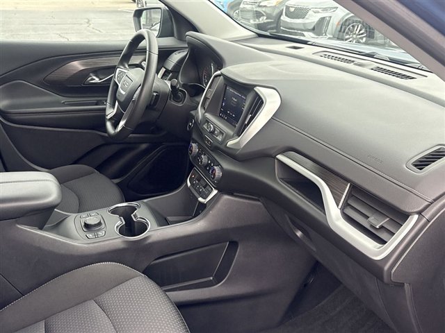 Certified 2024 GMC Terrain SLE w/ Driver Convenience Package FWD image 27