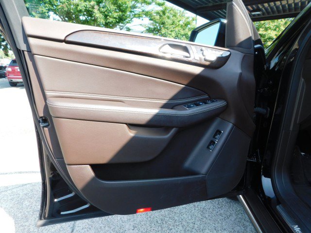 Used 2018 Mercedes-Benz GLS 450 4MATIC image 54