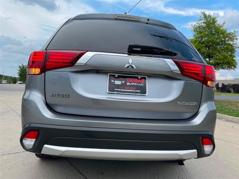 Used 2017 Mitsubishi Outlander ES AWD/4WD image 58