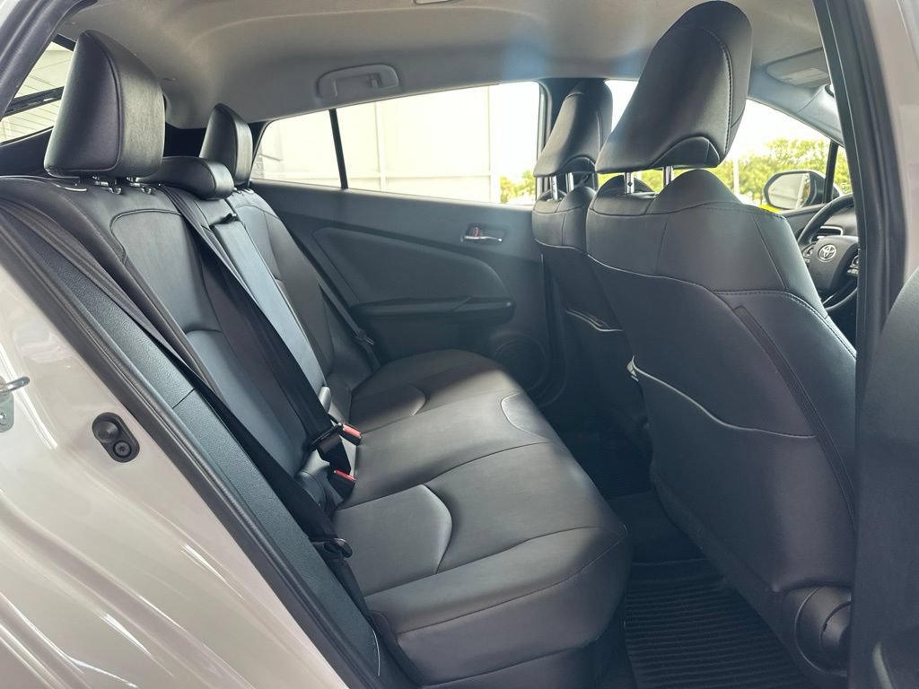 Certified 2022 Toyota Prius XLE FWD image 15