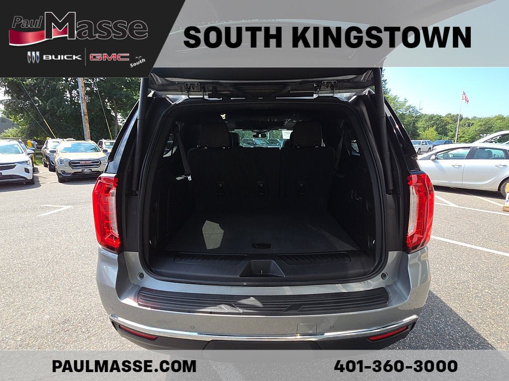 Used 2023 GMC Yukon XL SLT w/ SLT Premium Package AWD/4WD image 29
