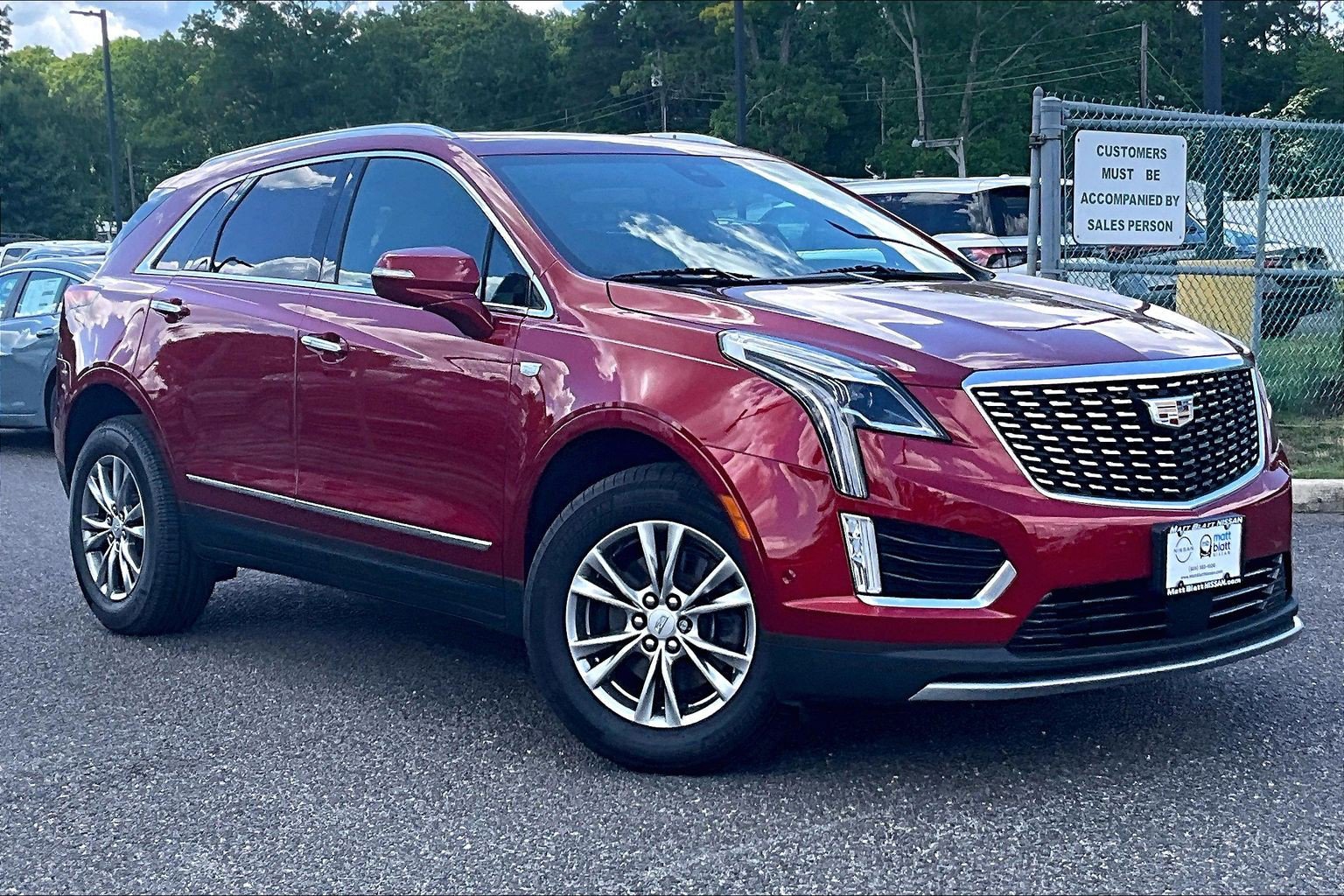 Used 2022 Cadillac XT5 Premium Luxury w/ Technology Package FWD image 33