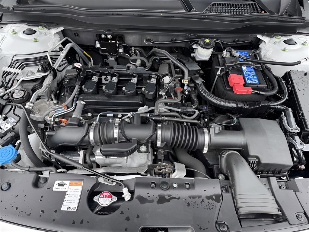 Used 2022 Honda Accord Sport image 9