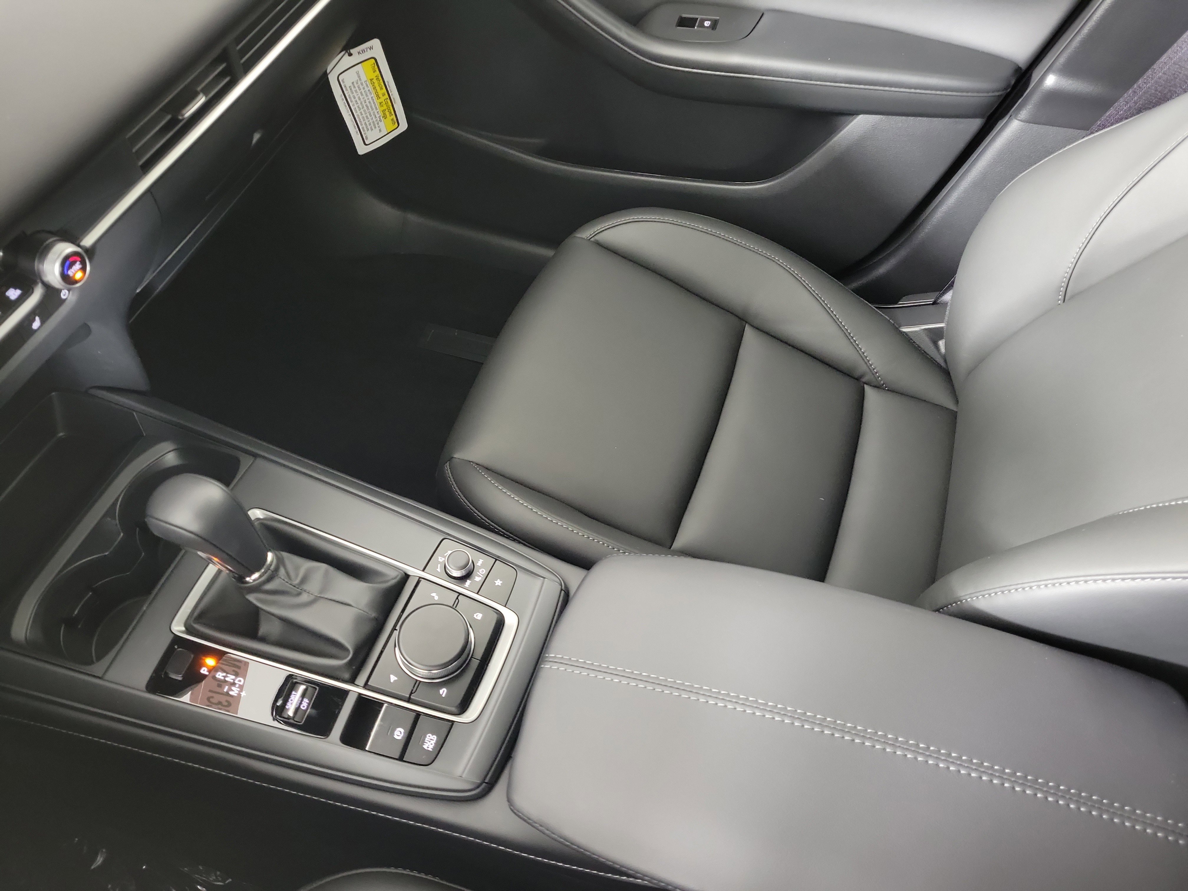 New 2026 MAZDA CX-30 AWD 2.5 S w/ Select Sport Pkg image 24