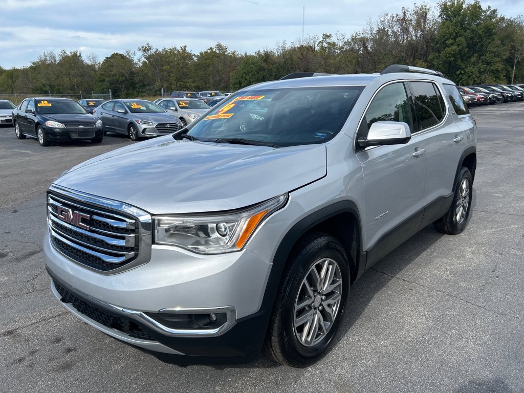 Used 2019 GMC Acadia SLE AWD/4WD image 2