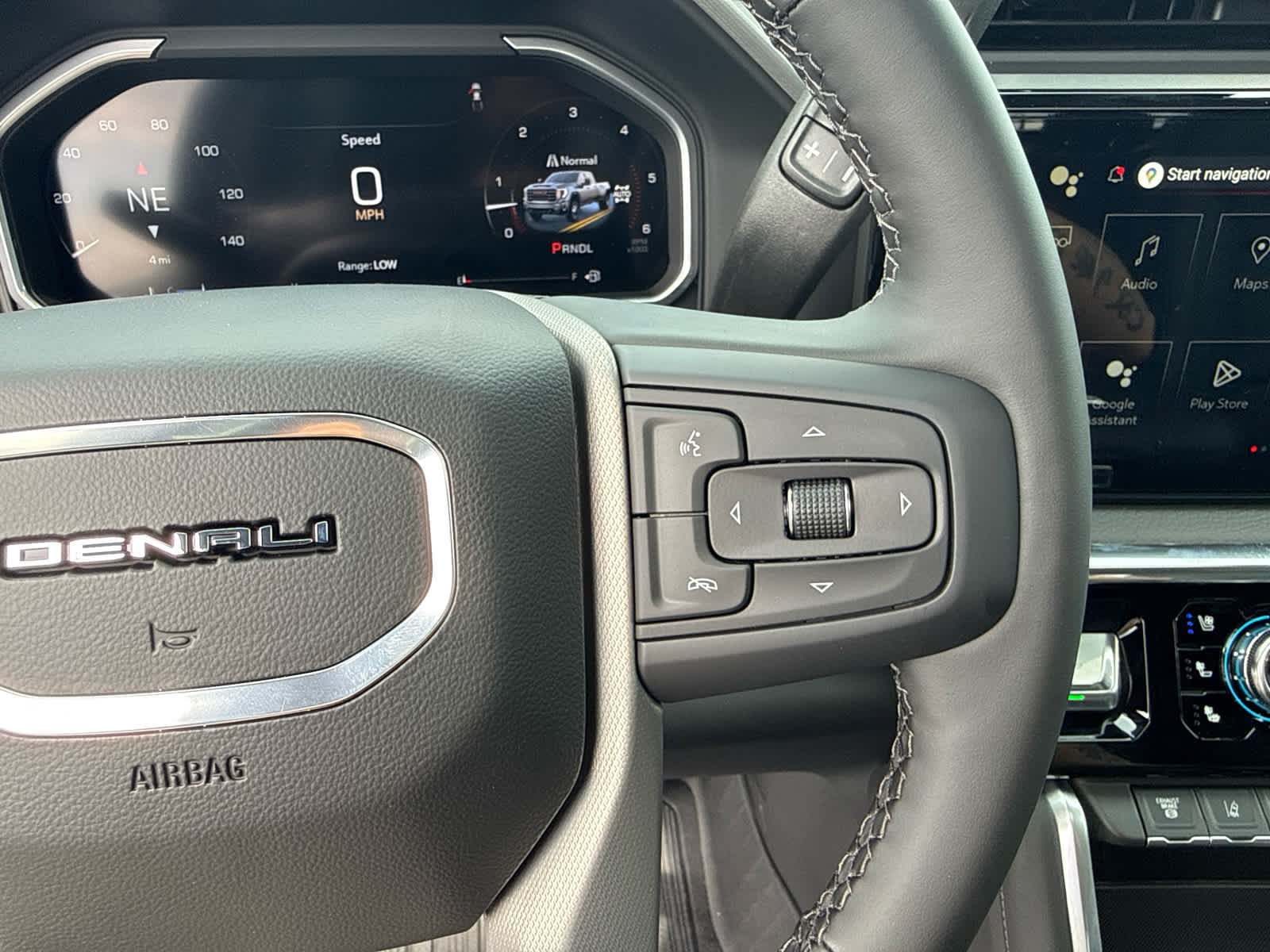 New 2026 GMC Sierra 3500 Denali w/ Technology Package AWD/4WD image 19