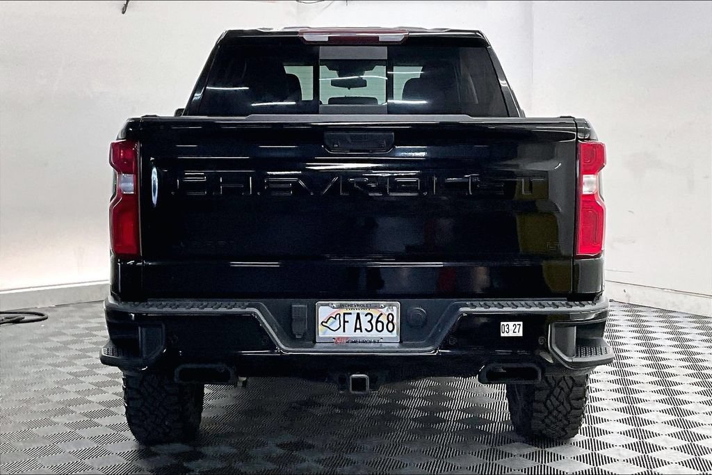 Used 2022 Chevrolet Silverado 1500 LT Trail Boss w/ LT Trail Boss Premium Package AWD/4WD image 3