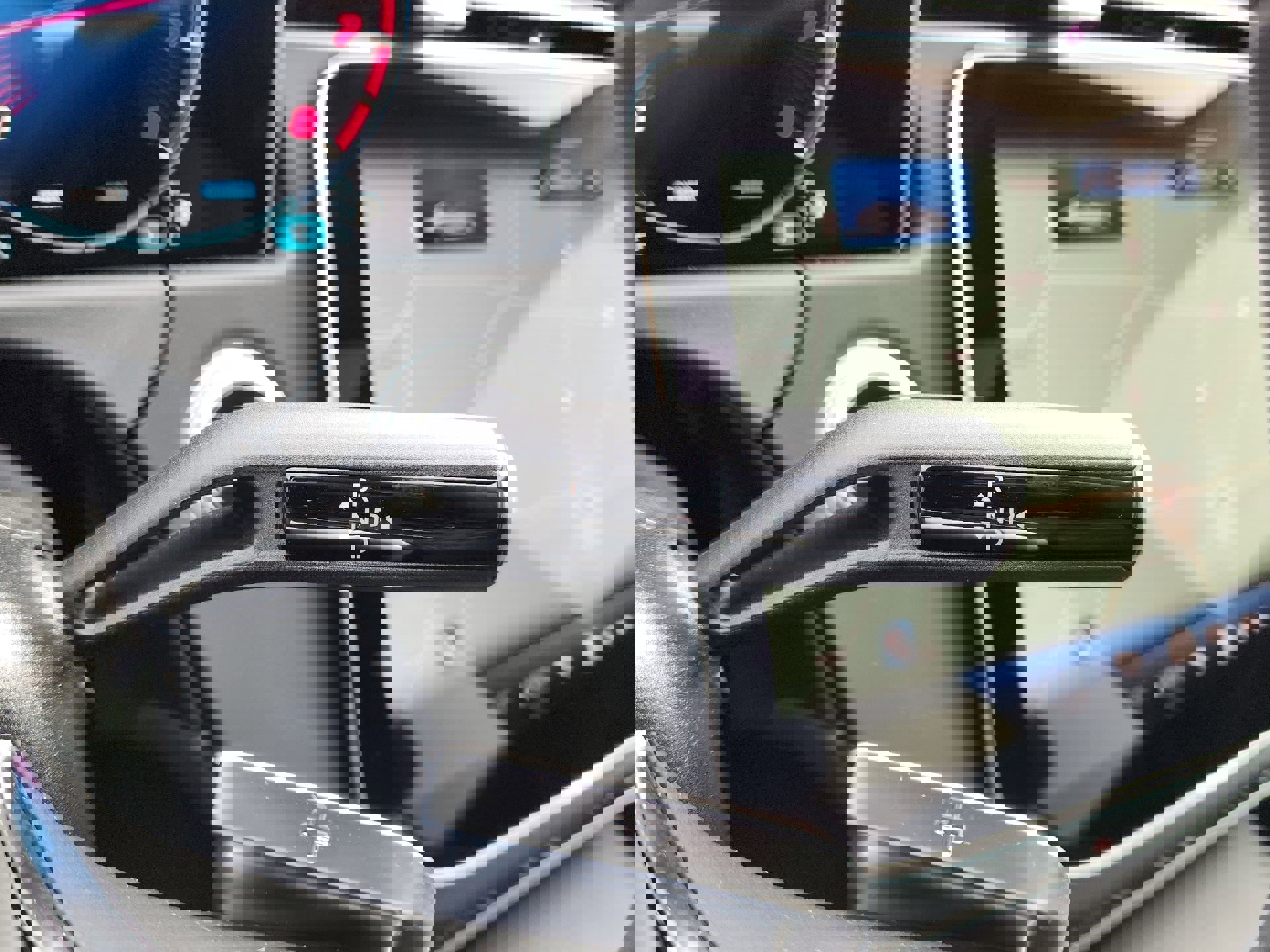 New 2025 Mercedes-Benz E 350 4MATIC Sedan image 22