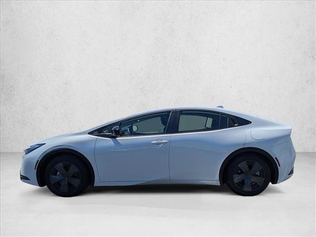 Used 2024 Toyota Prius LE FWD image 9