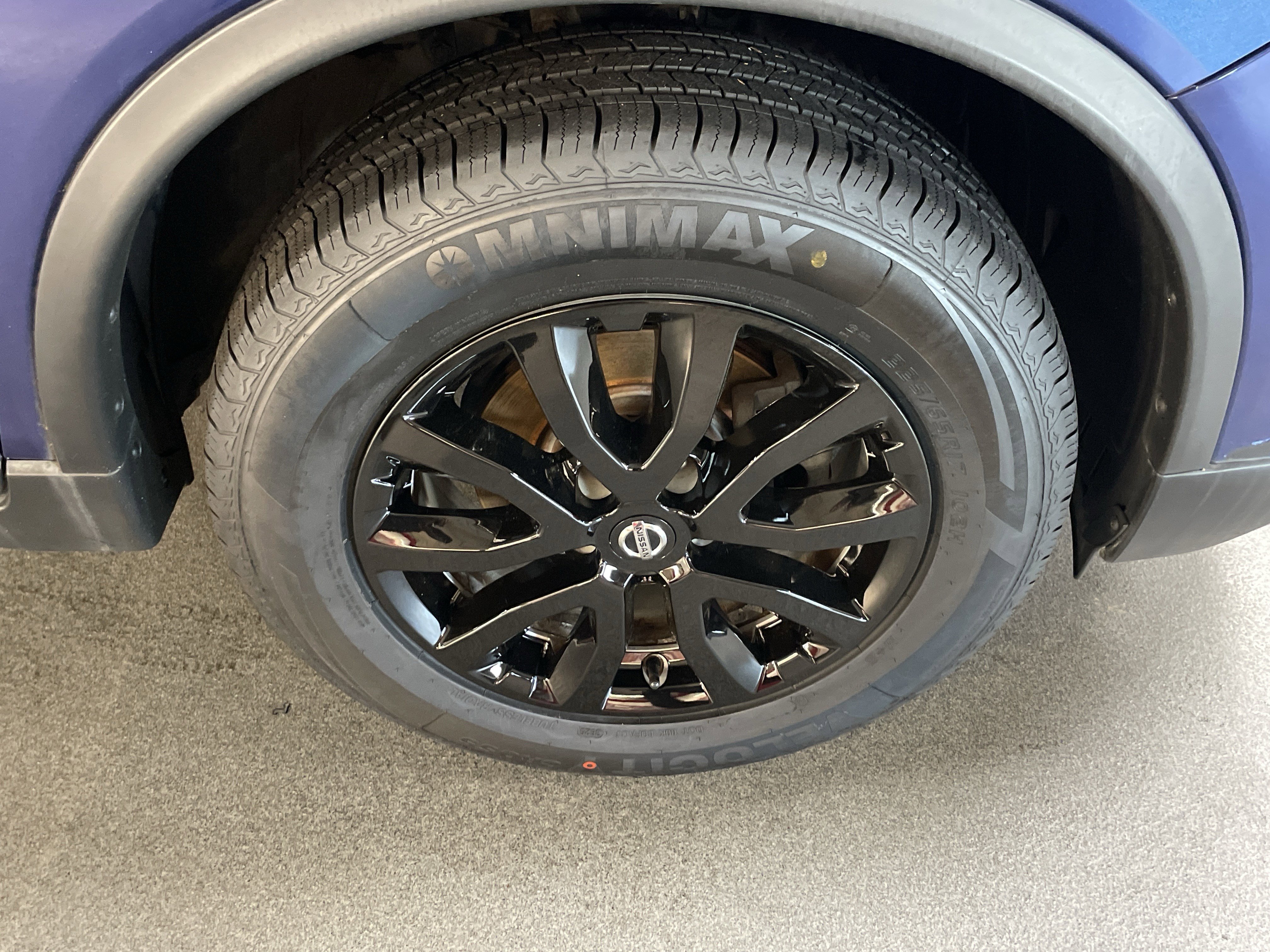 Used 2019 Nissan Rogue SV image 13