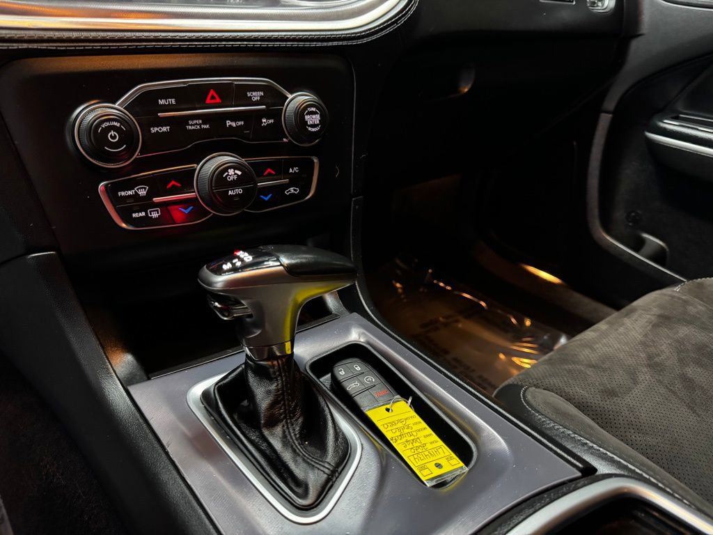 Used 2020 Dodge Charger R/T w/ Plus Group RWD image 26