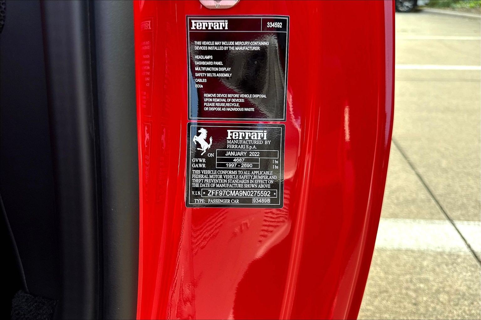Used 2022 Ferrari 812 GTS RWD image 17