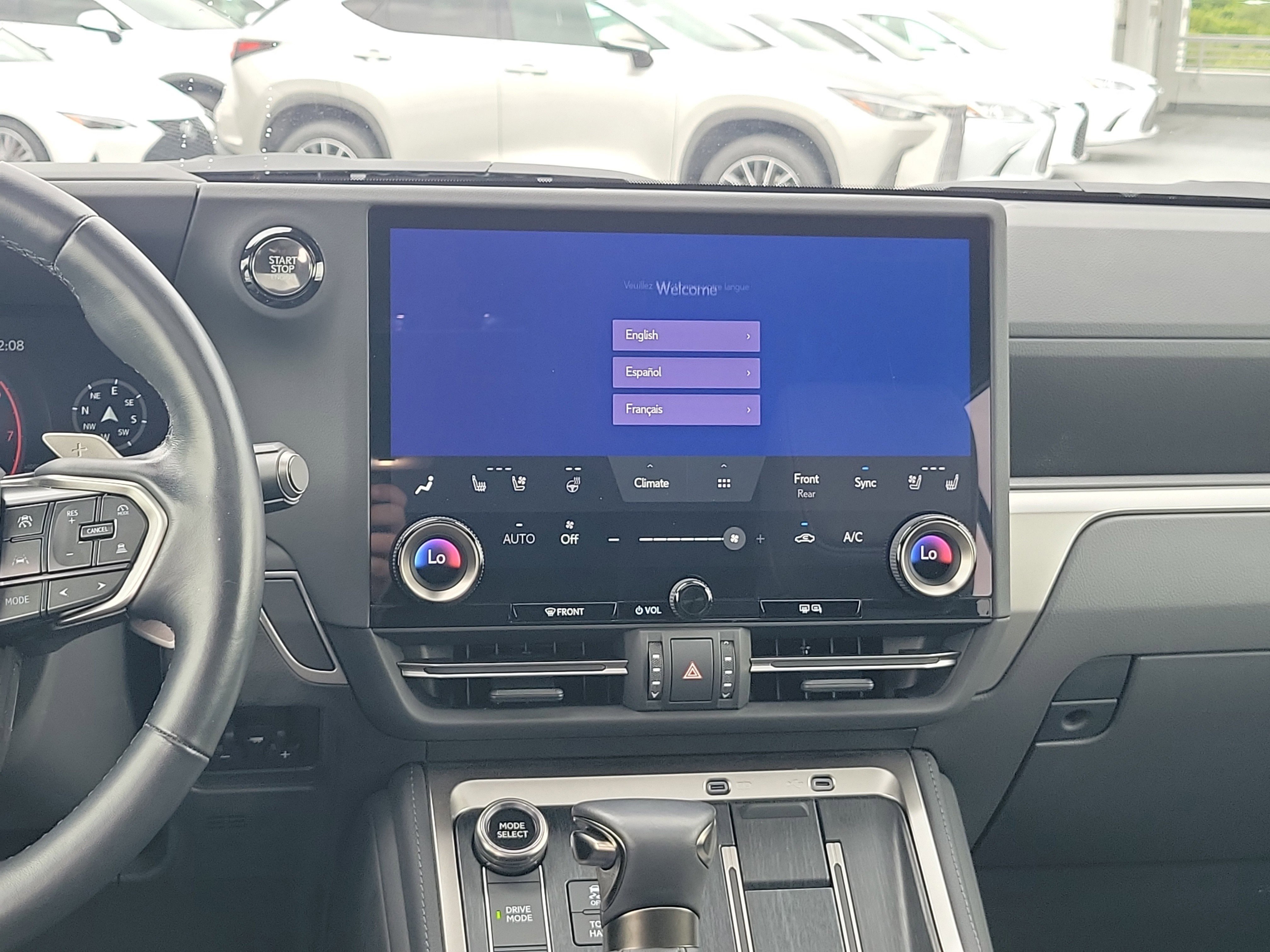 Used 2024 Lexus GX 550 w/ Cold Area Package AWD/4WD image 17