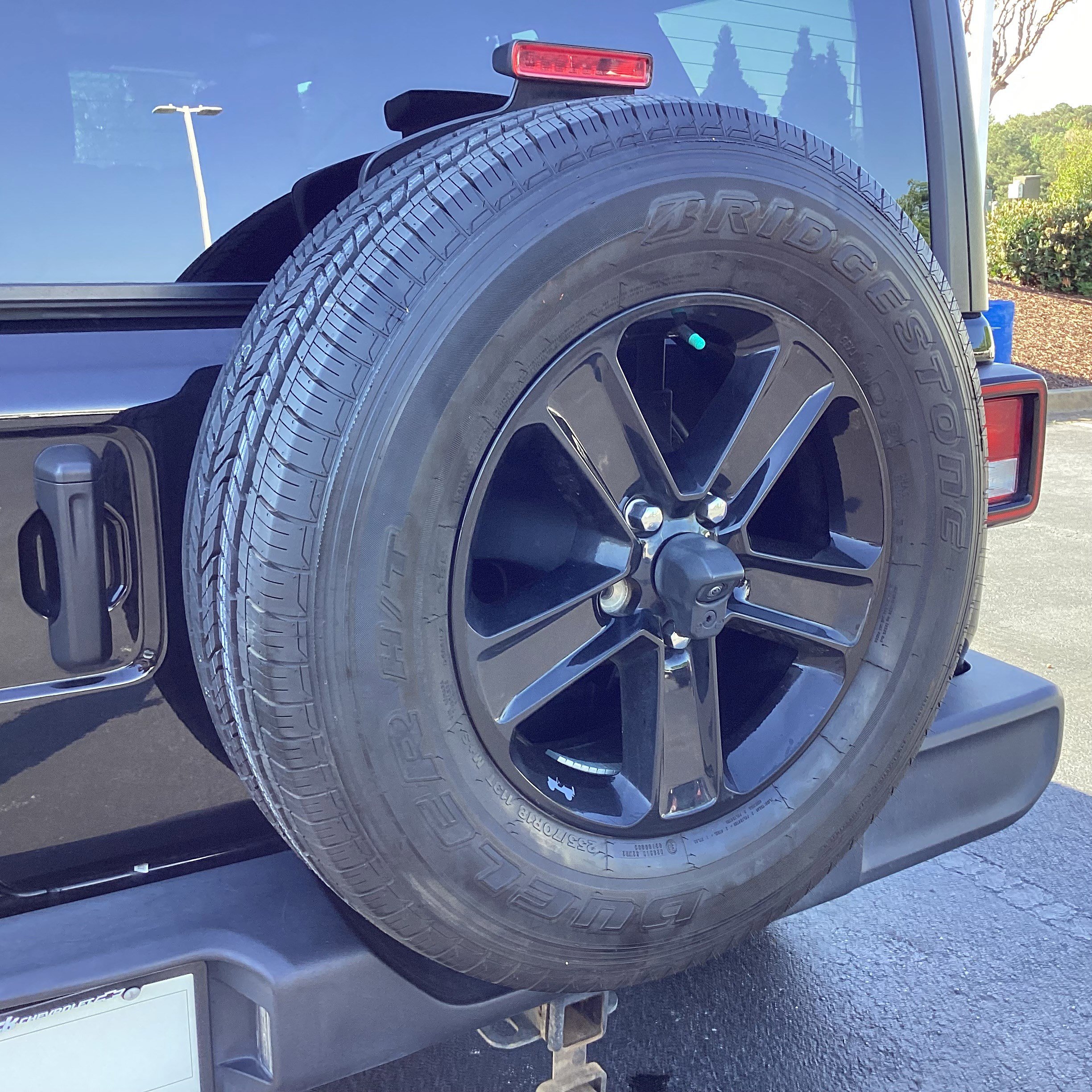 Used 2023 Jeep Wrangler Unlimited Sport AWD/4WD image 13