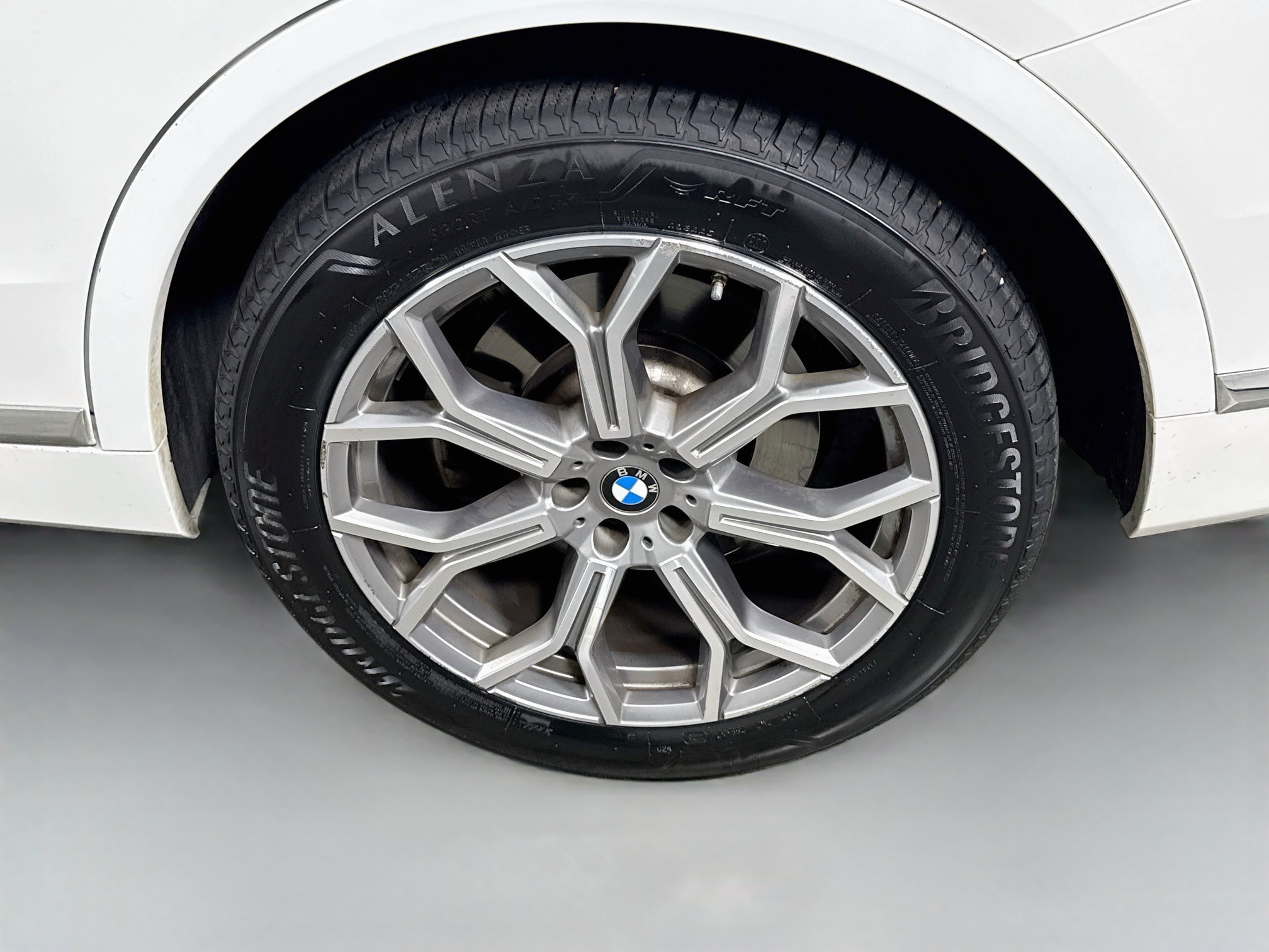 Used 2021 BMW X7 xDrive40i w/ Premium Package AWD/4WD image 31