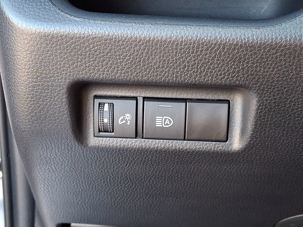 Certified 2024 Toyota RAV4 LE AWD/4WD image 28