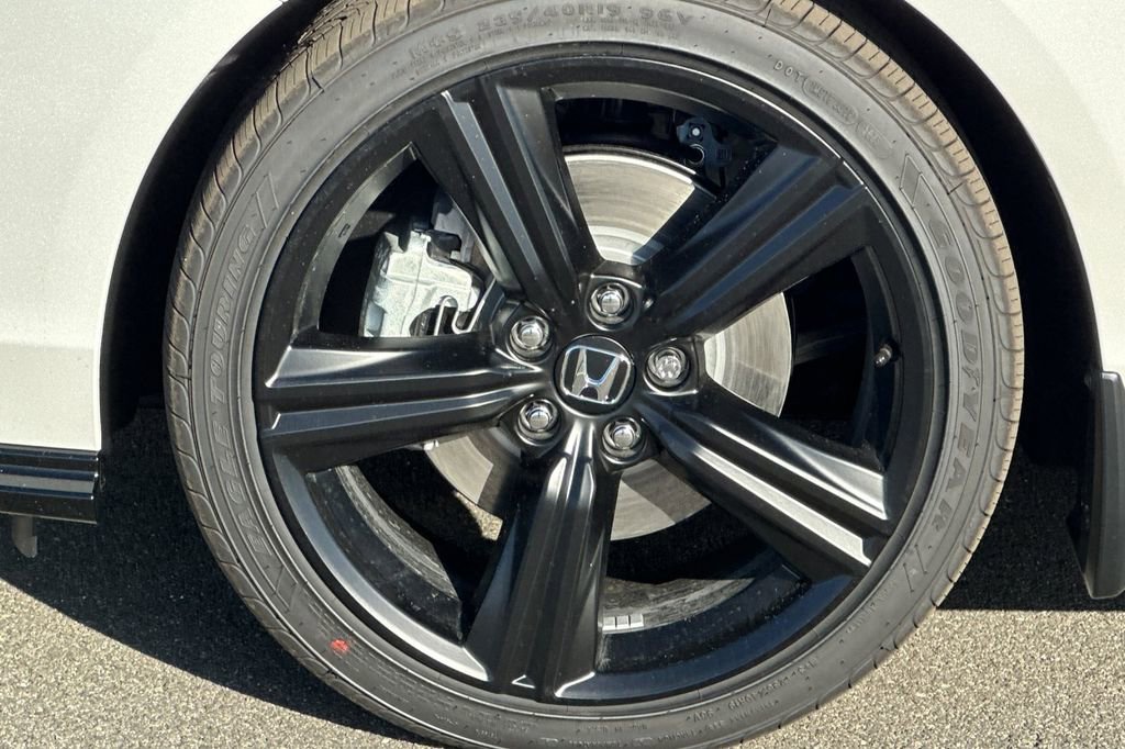 New 2026 Honda Accord Sport image 30