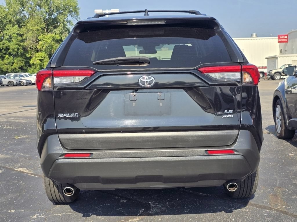 Used 2020 Toyota RAV4 LE w/ All Weather Liner Package AWD/4WD image 6