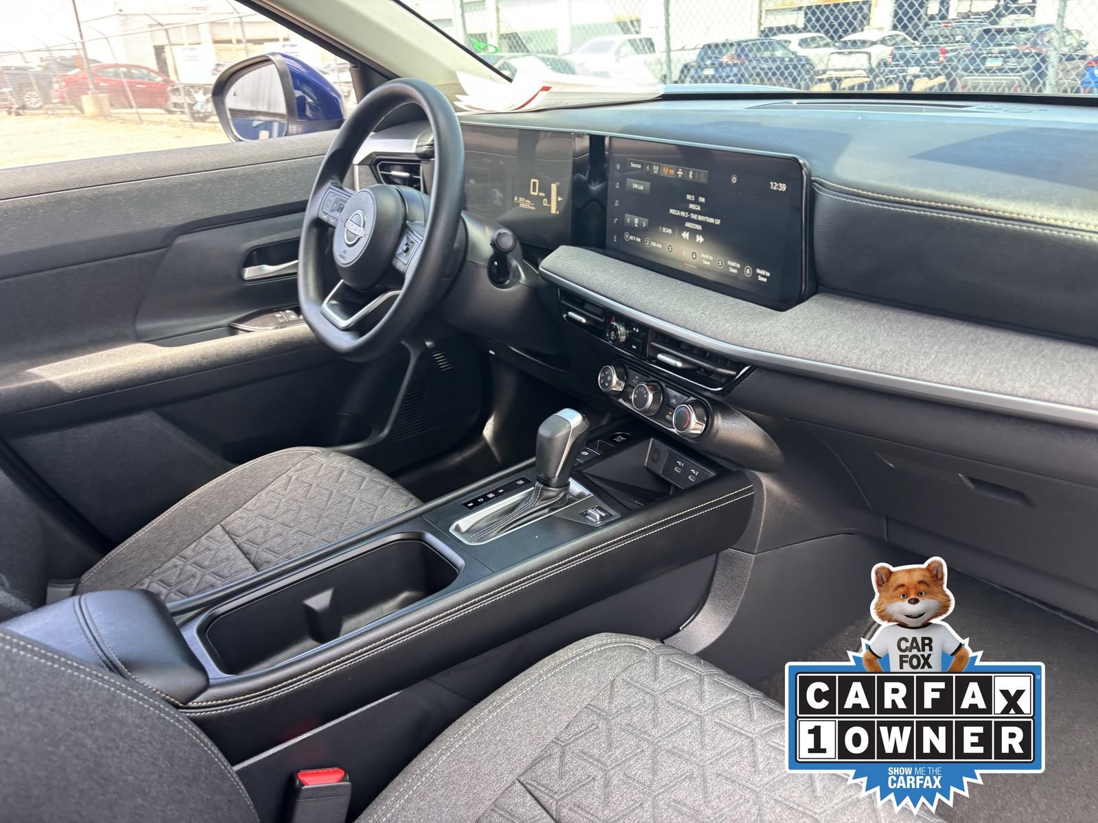 Used 2025 Nissan Kicks SV AWD/4WD image 13