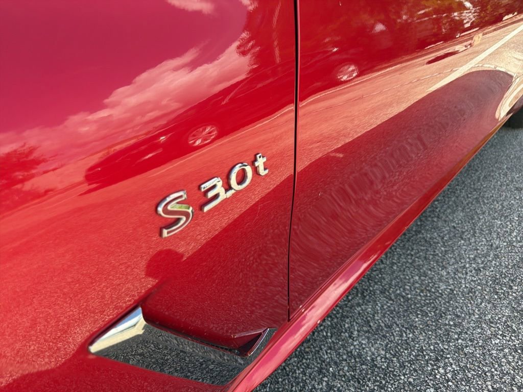 Used 2020 INFINITI Q60 Red Sport 400 w/ Cargo Package RWD image 4