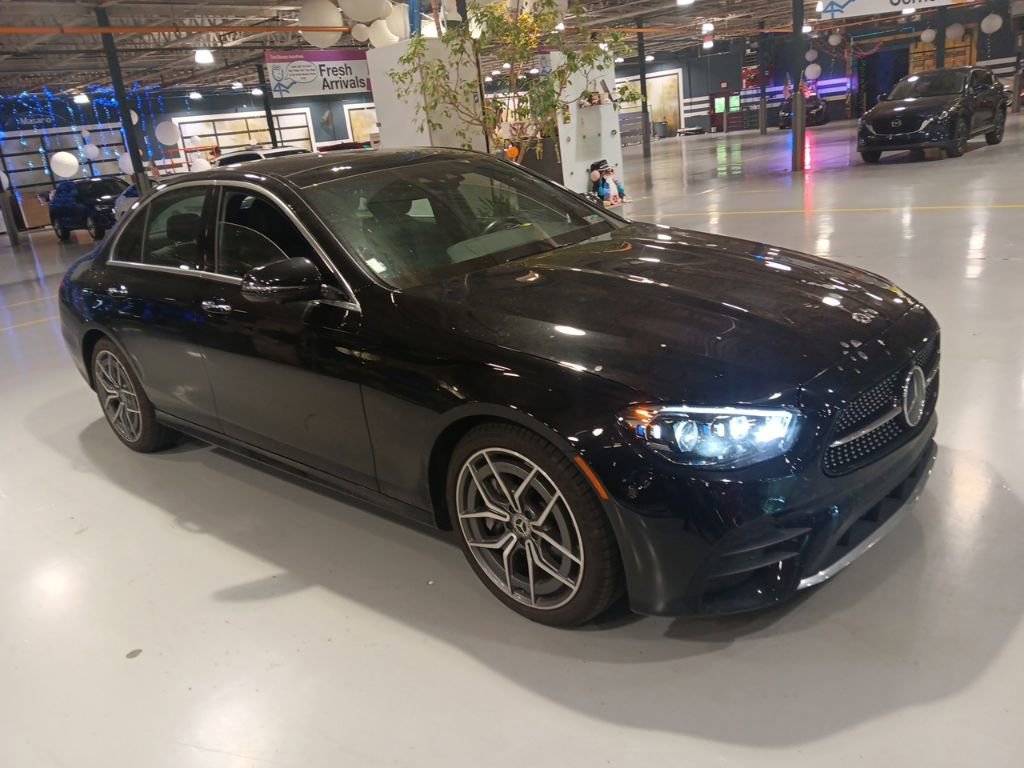Certified 2021 Mercedes-Benz E 350 4MATIC Sedan image 4