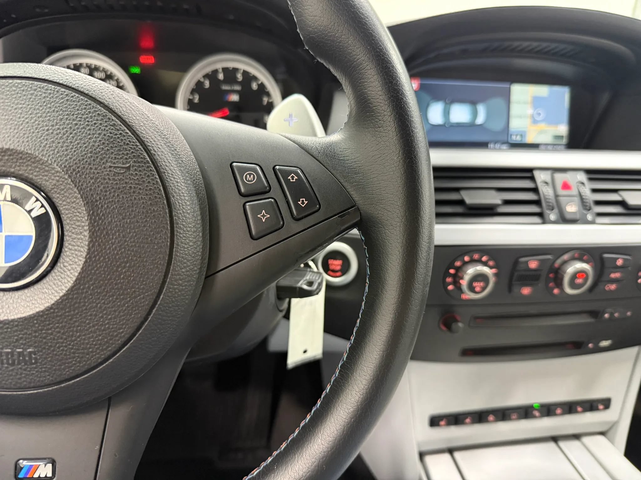 Used 2006 BMW M5 RWD image 29
