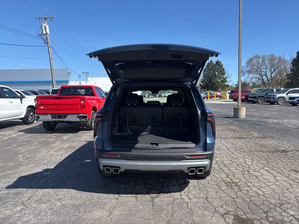 New 2026 Chevrolet Traverse LT w/ Driver Confidence Package image 6