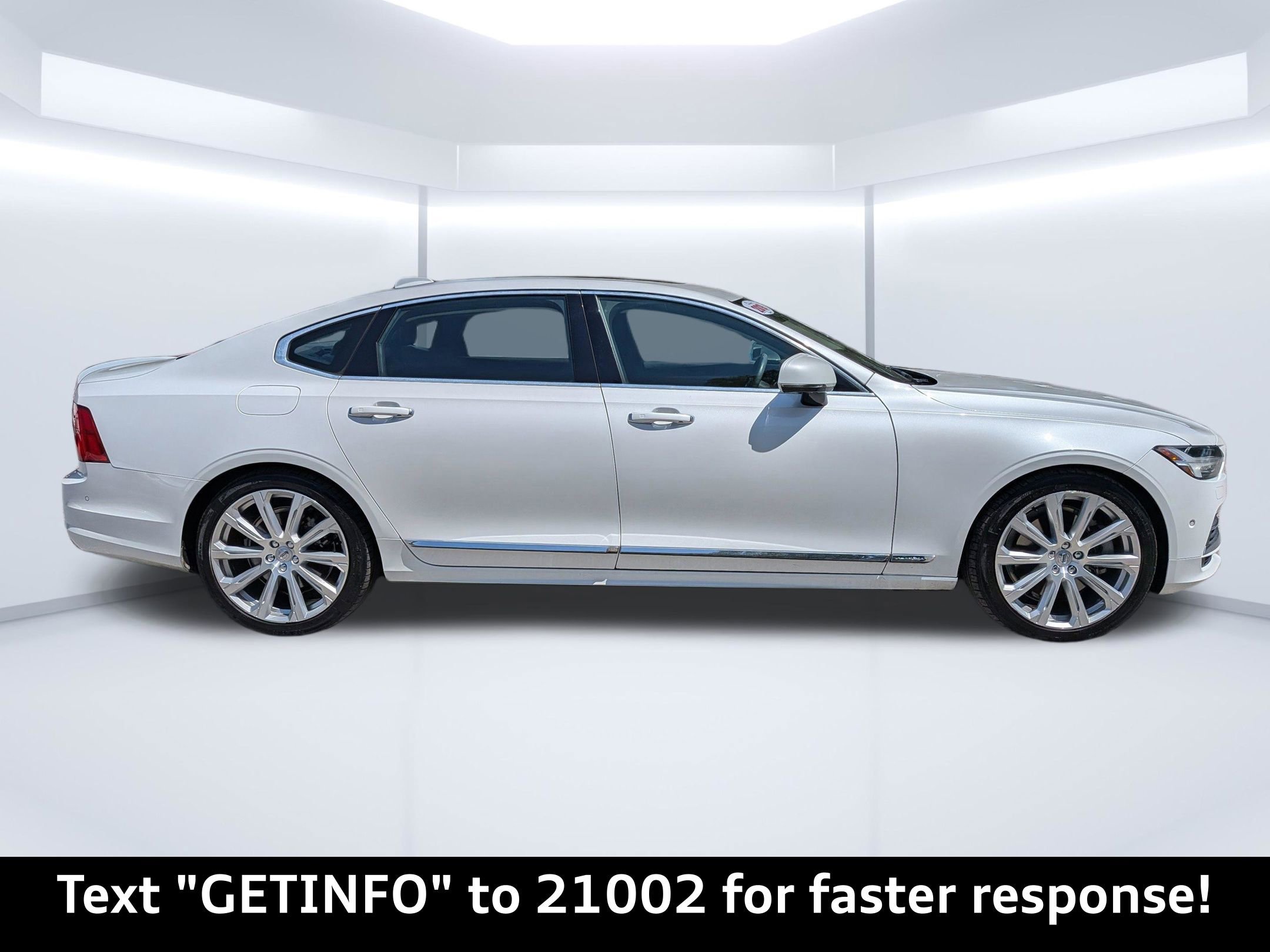 Used 2019 Volvo S90 T8 Inscription w/ Advanced Package image 2
