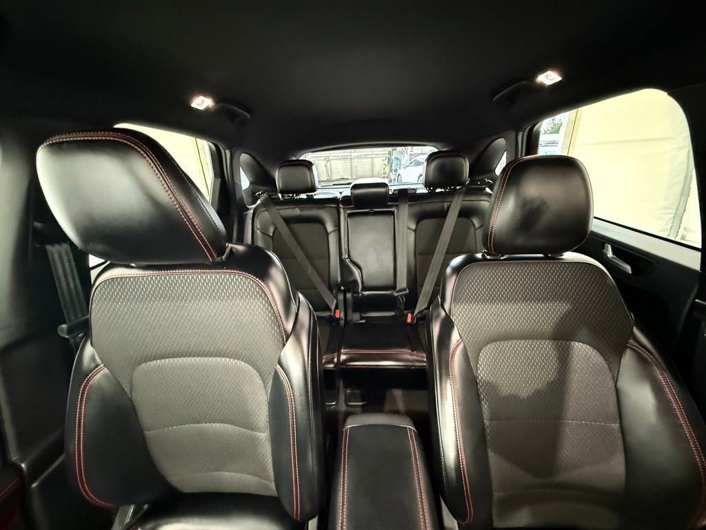 Certified 2025 Ford Escape ST-Line image 30