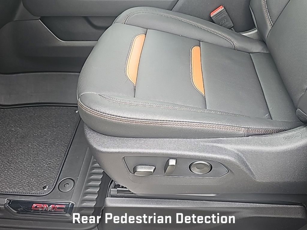 New 2026 GMC Sierra 1500 AT4 w/ AT4 Premium Package AWD/4WD image 13