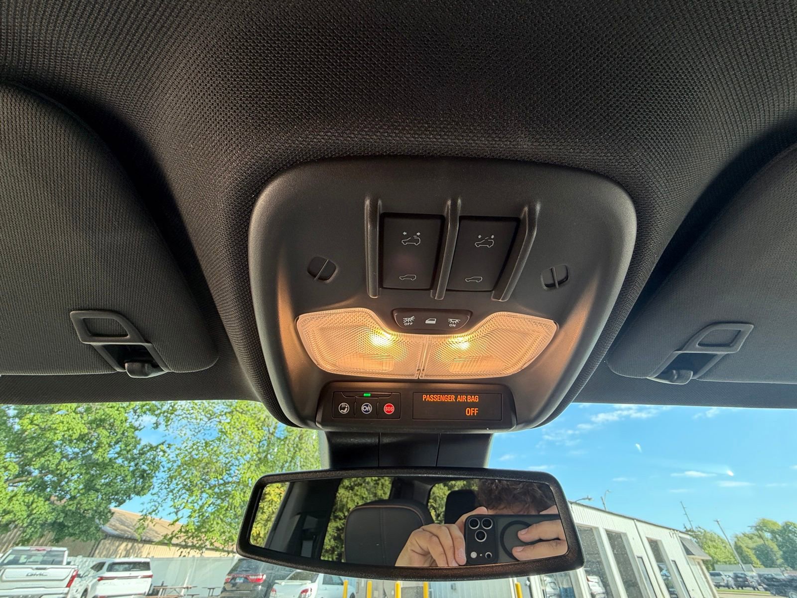 New 2026 GMC Canyon AT4 w/ Technology Plus Package AWD/4WD image 28