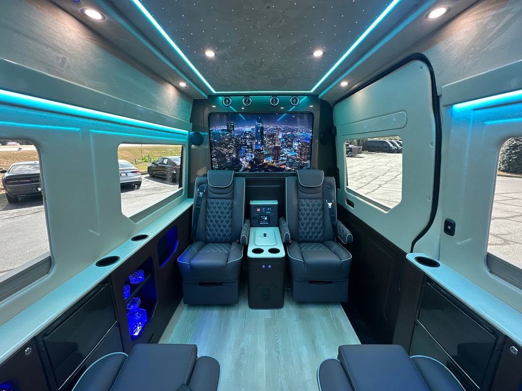 New 2025 Mercedes-Benz Sprinter 3500 image 30