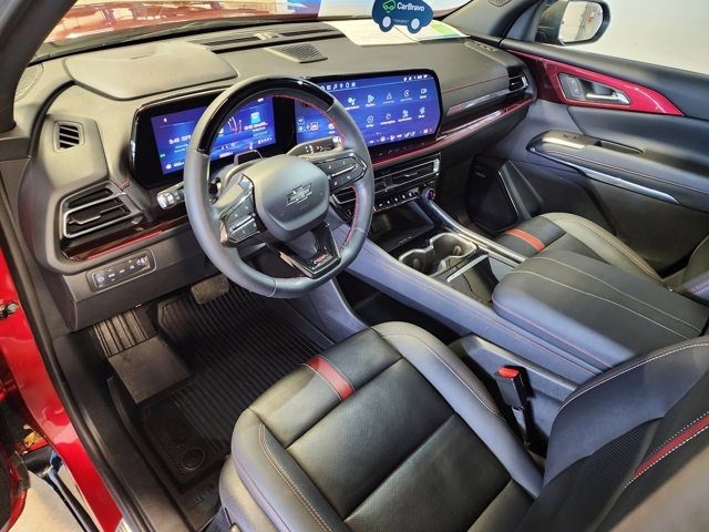 Certified 2025 Chevrolet Traverse RS w/ LPO, Floor Liner Package image 12