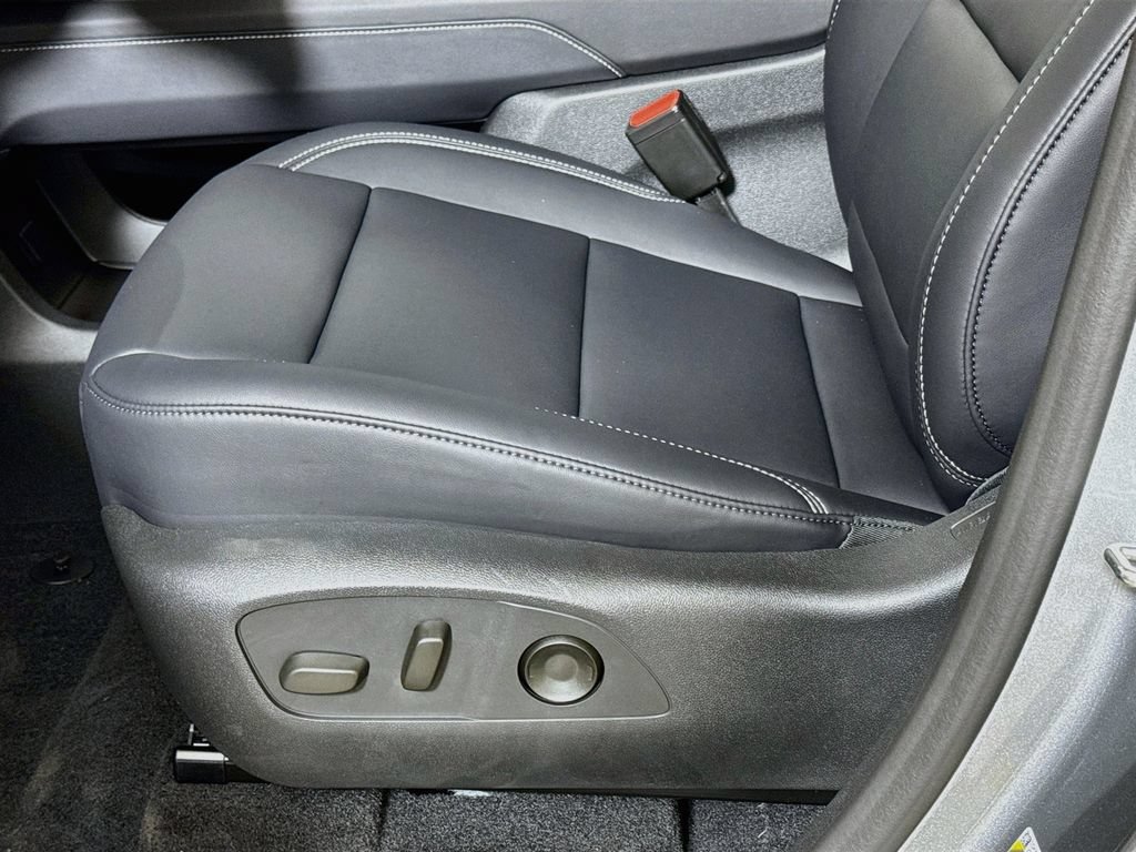 New 2026 GMC Acadia Elevation w/ Black Edition FWD image 17