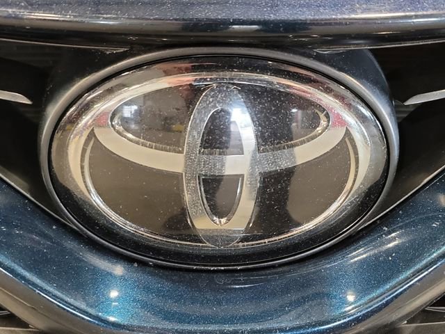 Used 2018 Toyota Camry SE FWD image 28