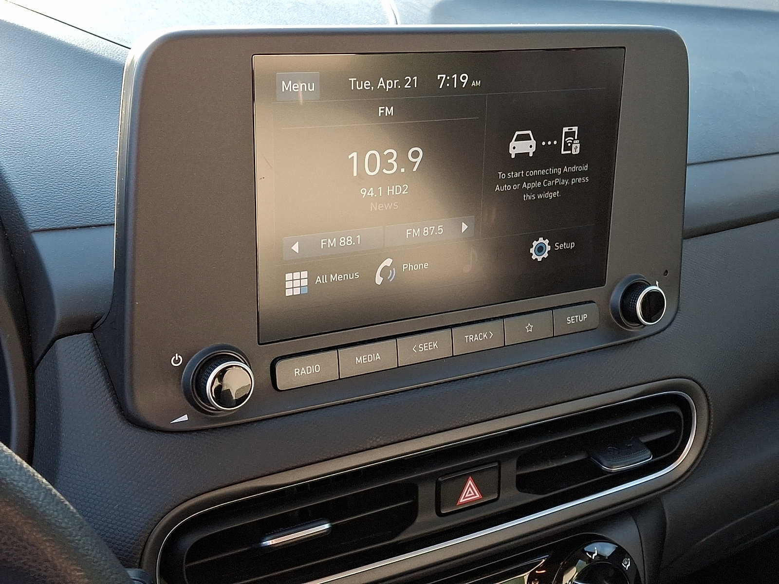 Certified 2023 Hyundai Kona SE AWD/4WD image 19