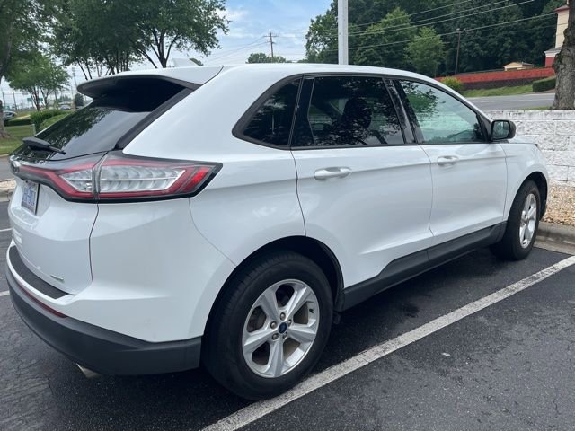 Used 2018 Ford Edge SE w/ Cargo Accessory Package FWD image 3