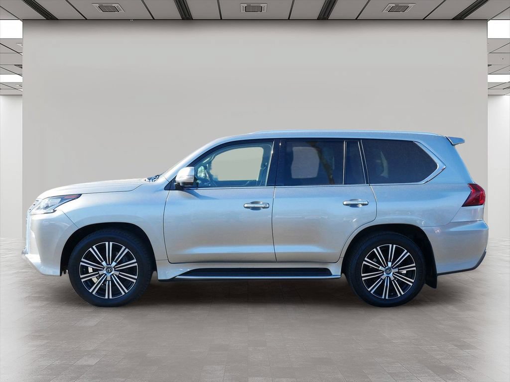 Used 2018 Lexus LX 570 4WD image 3