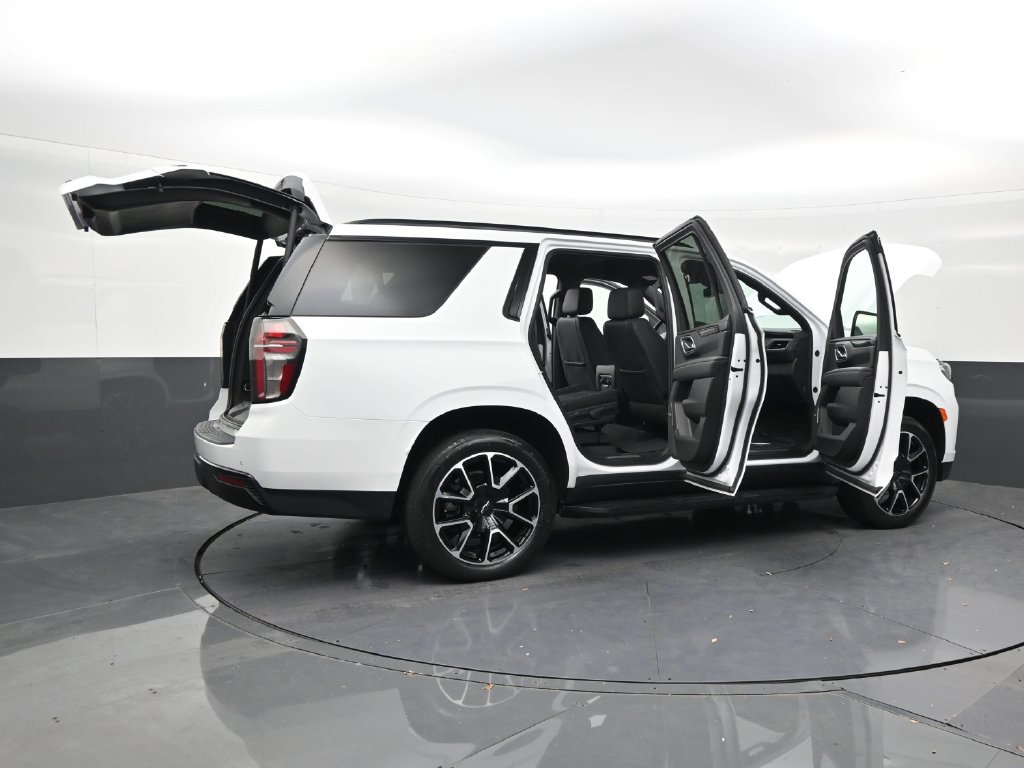 Used 2023 Chevrolet Tahoe RST w/ Luxury Package RWD image 28