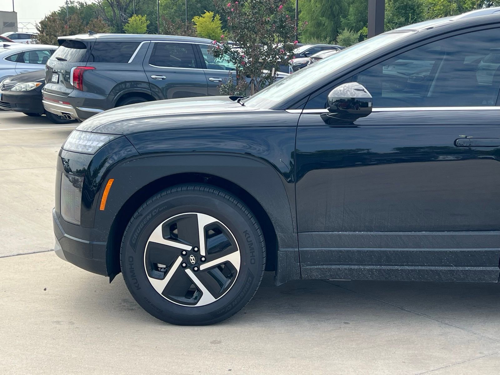 New 2026 Hyundai Ioniq 9 SE image 7