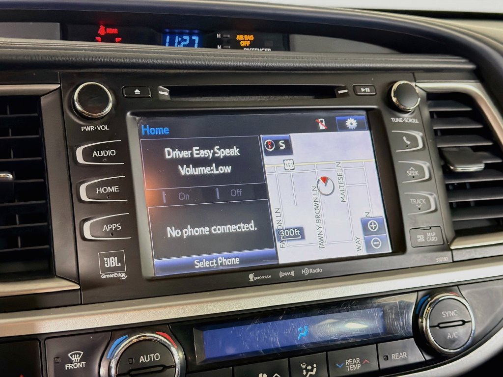 Used 2018 Toyota Highlander Limited AWD/4WD image 16
