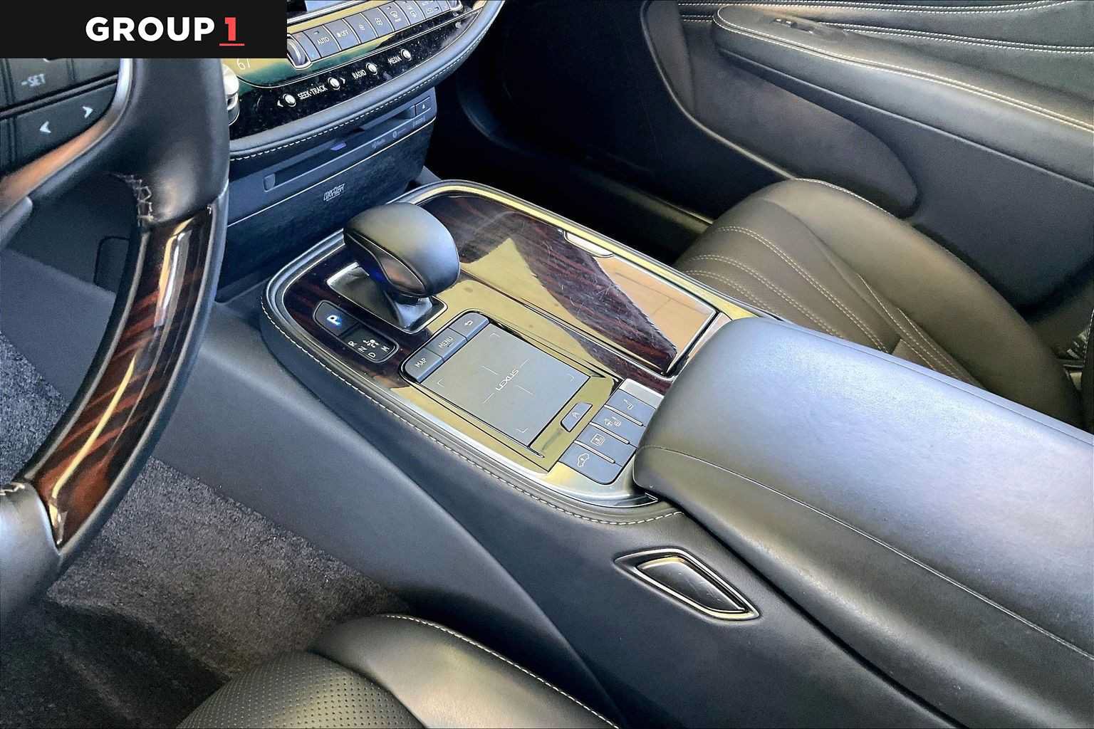 Used 2022 Lexus LS 500 w/ Interior Upgrade Package RWD image 14