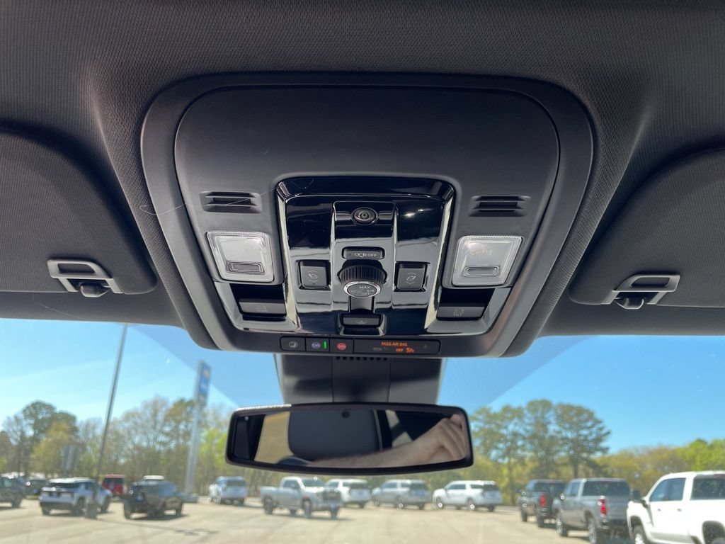 New 2026 Chevrolet Tahoe Premier w/ Sun And Tow Package AWD/4WD image 27