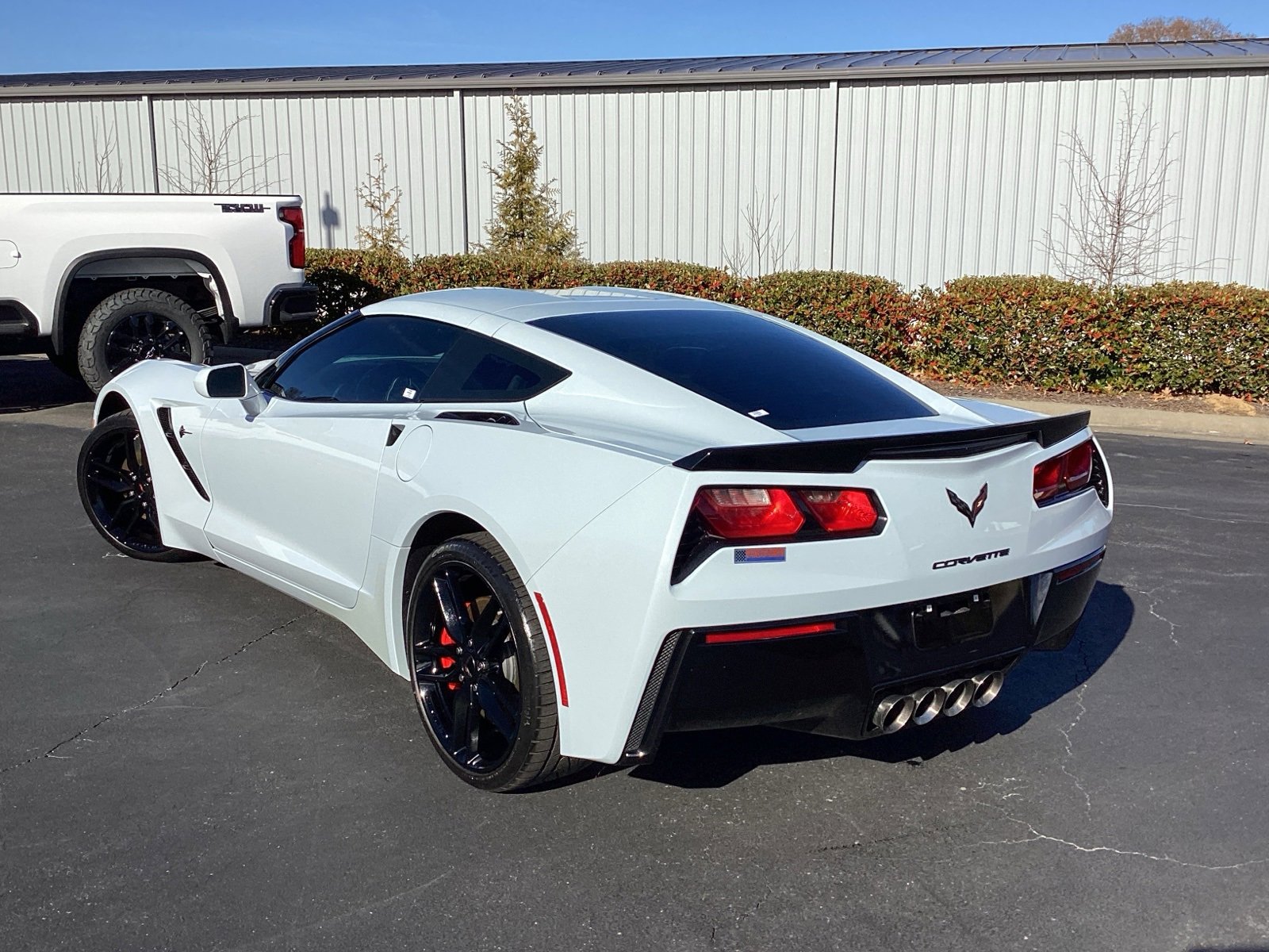 Used 2019 Chevrolet Corvette Stingray Coupe w/ Carbon Flash Badge Package video 2