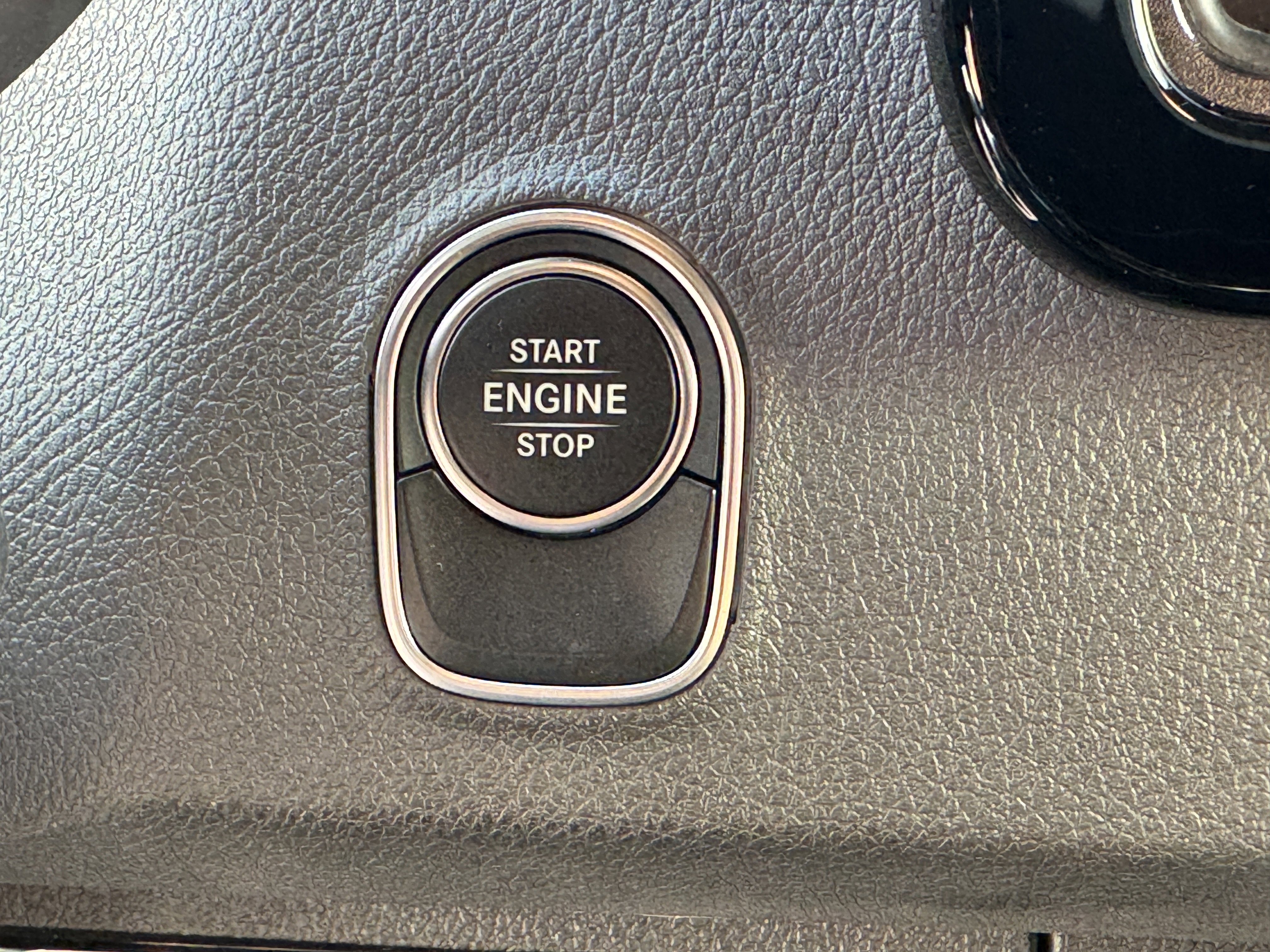 Used 2023 Mercedes-Benz Sprinter 2500 image 25