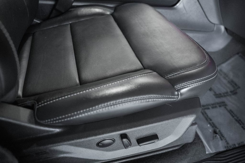 Used 2025 Ford Expedition Platinum w/ Stealth Appearance Package AWD/4WD image 39