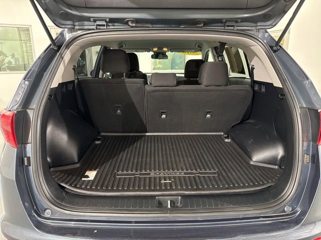 Used 2019 Kia Sportage LX w/ Option Group 017 FWD image 11