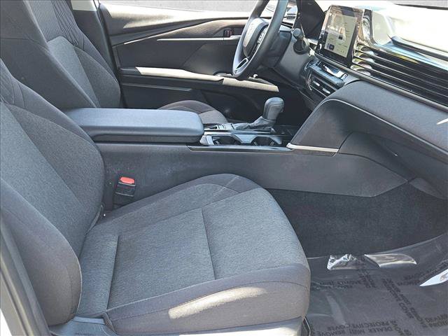 Used 2025 Toyota Camry LE FWD image 26
