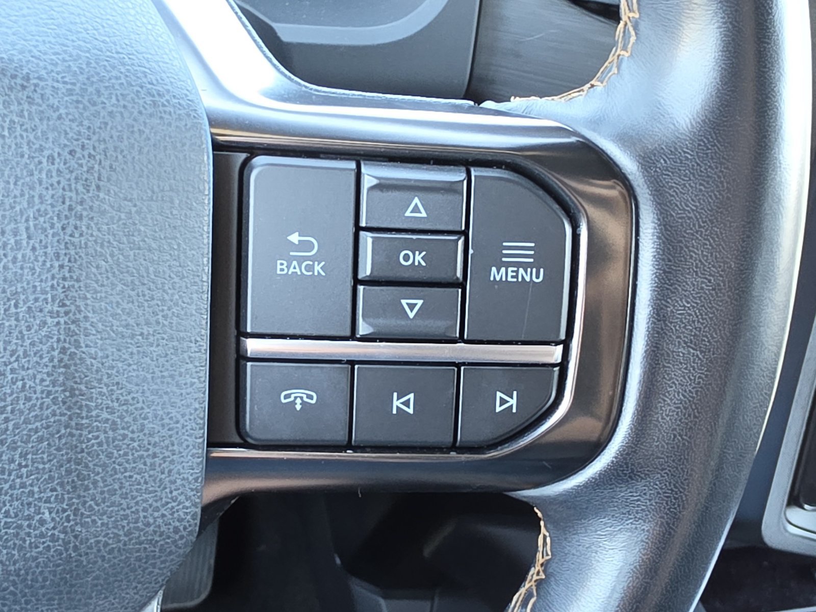 Used 2024 Ford Expedition Platinum AWD/4WD image 25
