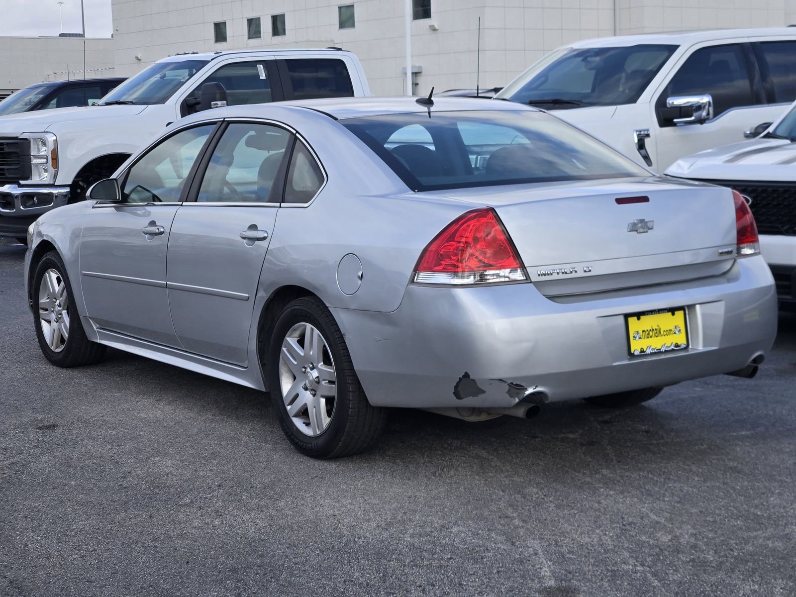 Used 2013 Chevrolet Impala LT w/ LT Sunroof Package image 6